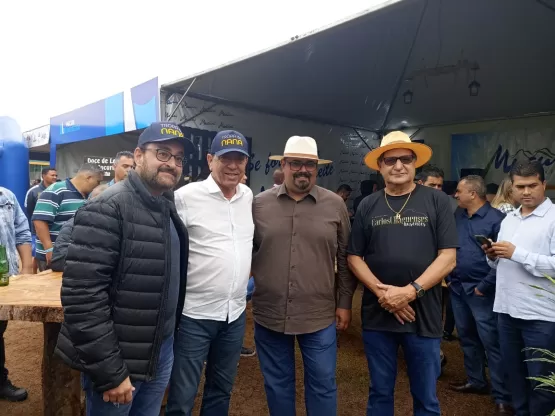 Gustavo Santana recepciona Vice-Governador em Carlos Chagas