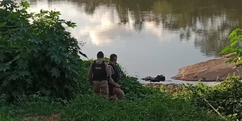 Corpo de homem é encontrado boiando no Rio Mucuri