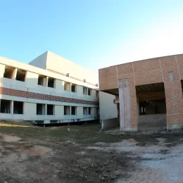 Governo de Minas lança edital para retomada de obras do Hospital Regional de Teófilo Otoni