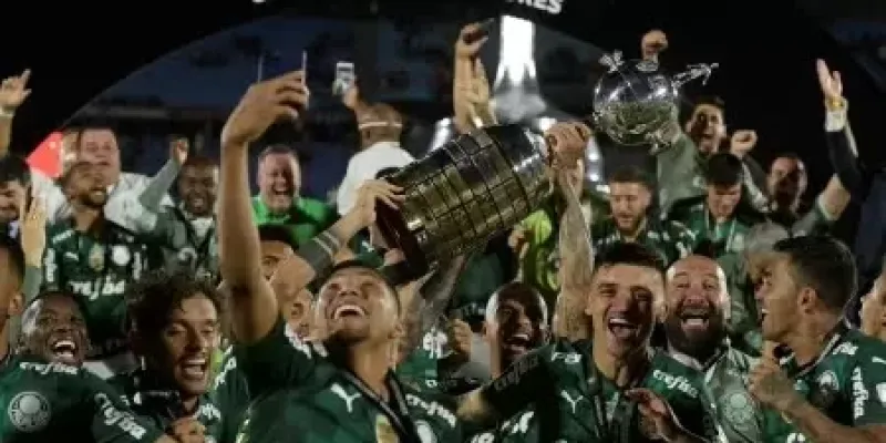 Palmeiras é eleito melhor time do mundo em 2021 em ranking da IFFHS